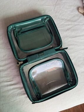 Calpak Medium Clear Cosmetics Case in Emerald